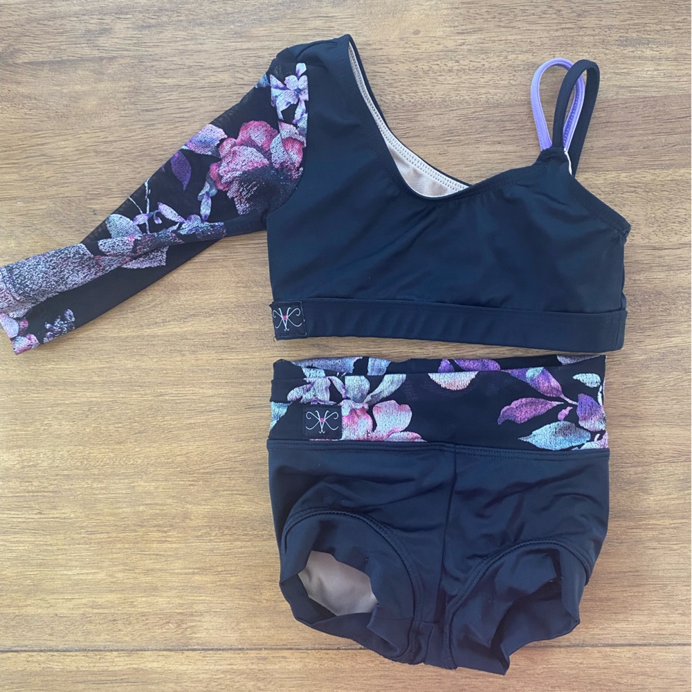 Kandi Kouture dancewear leotard set. Size Child Small 4.